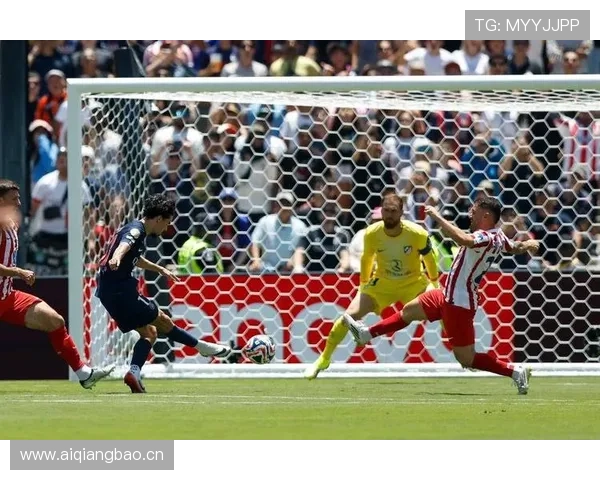 巴黎圣日耳曼边路进攻被针对性限制，战术套路是否已被对手摸透？