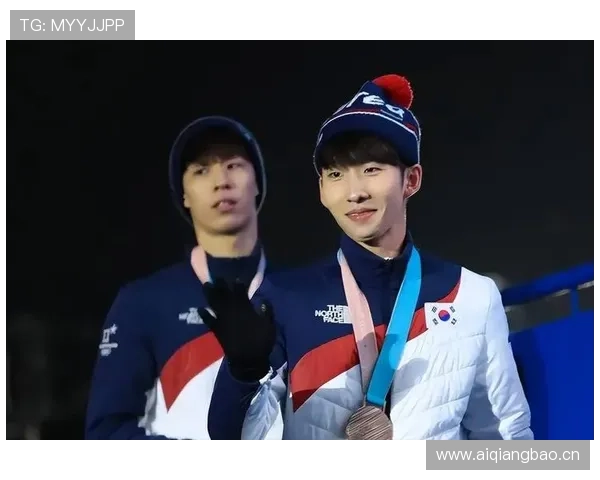 林孝埈赛场一本正经，私下逛街像随手掏出一张金卡的主角